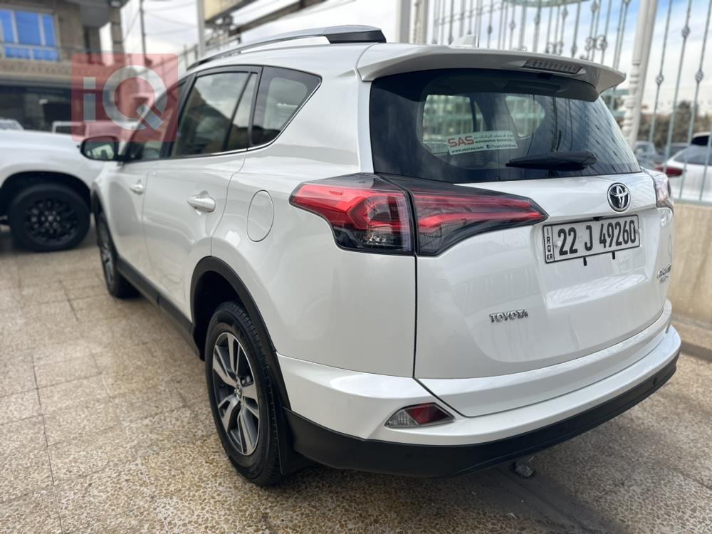 تويوتا راف 4